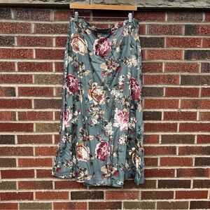 Koret Gray and Purple Floral Floral High Rise Vintage Midi Skirt